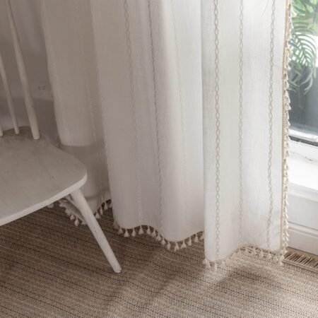 Off-white embroidered tassel cotton and linen semi-blackout curtain set (two pieces), pastoral style perforated fabric curtain, bedroom and living room ambiance soft furnishing curtain